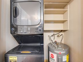 9809 Richmond Avenue D5, Houston TX 77042