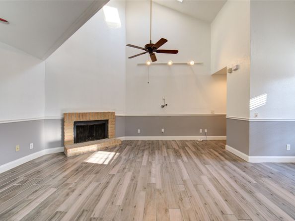 9809 Richmond Avenue D5, Houston TX 77042