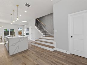 4115 Yale Street, Houston TX 77018