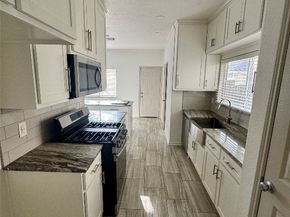 11930 Prior Park Drive, Houston TX 77047