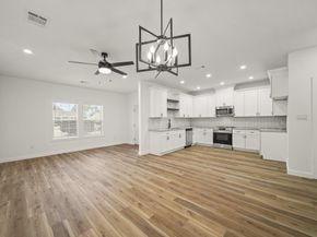 6206 Lyndhurst Drive, Houston TX 77087