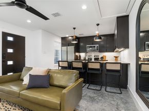 410 E 33 rd st, Houston TX 77018