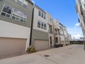 959 W 17th Street, Houston TX 77008