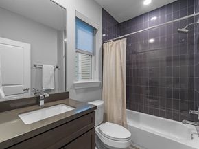 959 W 17th Street, Houston TX 77008