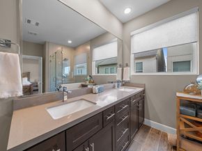 959 W 17th Street, Houston TX 77008