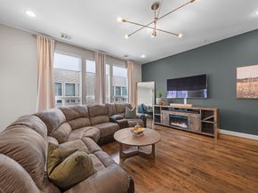 959 W 17th Street, Houston TX 77008