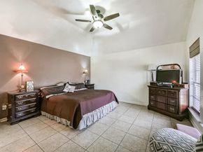 338 Grand Oaks Boulevard, Houston TX 77015