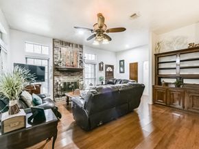 338 Grand Oaks Boulevard, Houston TX 77015