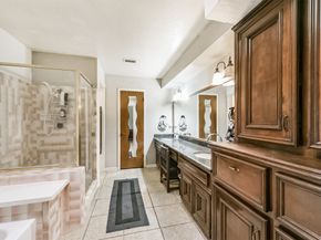 338 Grand Oaks Boulevard, Houston TX 77015