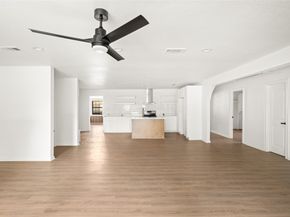 719 E 40th 1/2 Street, Houston TX 77022