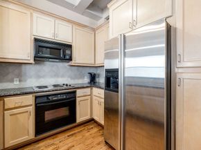 1120 Texas Street 7D, Houston TX 77002