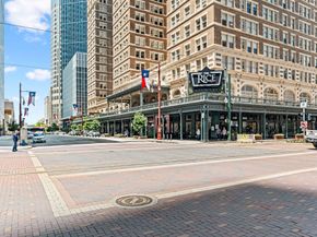 1120 Texas Street 7D, Houston TX 77002