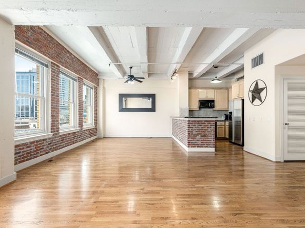 1120 Texas Street 7D, Houston TX 77002