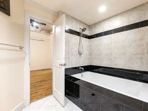 1120 Texas Street 7D, Houston TX 77002