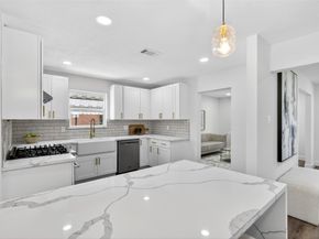 5447 Darnell Street, Houston TX 77096