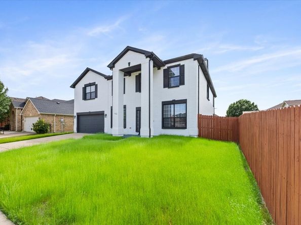 7704 Labrador Drive, Arlington TX 76002