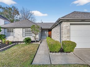 15819 Contender Lane, Friendswood TX 77546