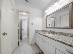 5 Hidden Pond Place, The Woodlands TX 77381