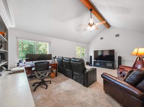 5 Hidden Pond Place, The Woodlands TX 77381