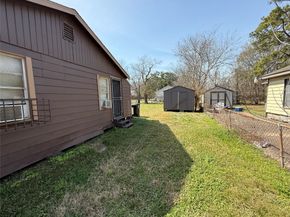 8125 Shotwell Street, Houston TX 77016