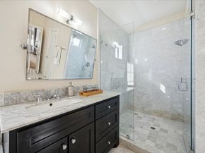 615 W Bell Street, Houston TX 77019