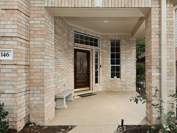 146 E Northcastle Circle, The Woodlands TX 77384