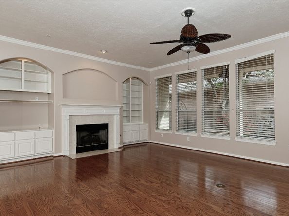 146 E Northcastle Circle, The Woodlands TX 77384