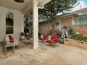 146 E Northcastle Circle, The Woodlands TX 77384