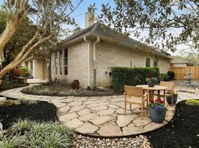 146 E Northcastle Circle, The Woodlands TX 77384