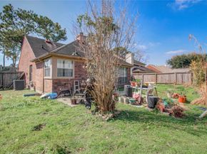 1634 Ridgebriar Drive, Houston TX 77014