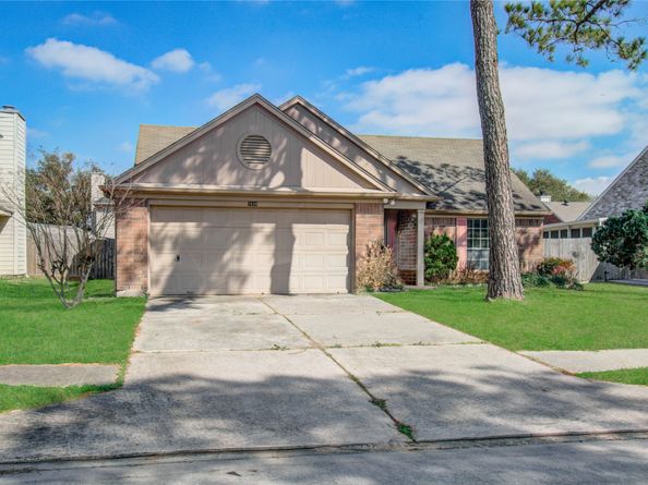 1634 Ridgebriar Drive, Houston TX 77014