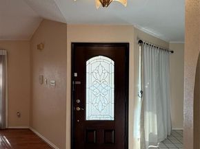 4027 W Summit Valley Drive, Houston TX 77082