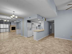 9009 Richmond Avenue 703, Houston TX 77063