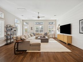 920 W 25th Street B, Houston TX 77008