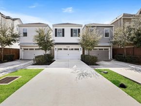 920 W 25th Street B, Houston TX 77008