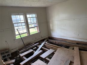 7952 Cinderella Street, Houston TX 77028