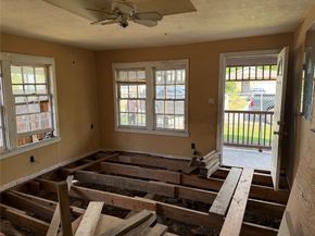 7952 Cinderella Street, Houston TX 77028