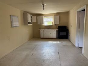 7952 Cinderella Street, Houston TX 77028