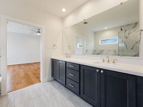 1012 W 23rd Street, Houston TX 77008