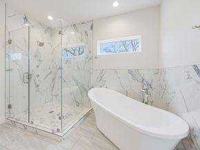 1012 W 23rd Street, Houston TX 77008