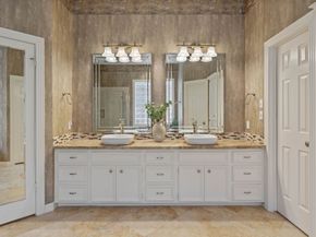 13 Stonegate Park Court, Spring TX 77379