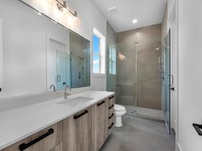 963 W 41st Street, Houston TX 77018