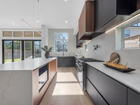 963 W 41st Street, Houston TX 77018