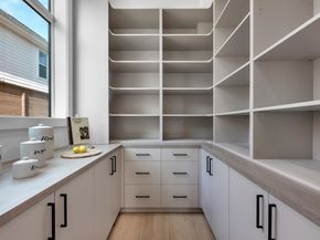 963 W 41st Street, Houston TX 77018