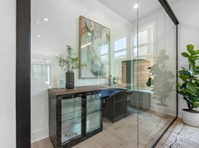 963 W 41st Street, Houston TX 77018