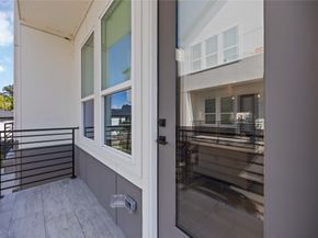 2507 N Macgregor Way, Houston TX 77004