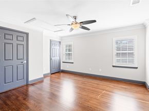 3217 Parkwood Drive, Houston TX 77021