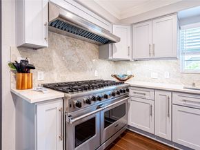 3217 Parkwood Drive, Houston TX 77021