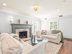 3217 Parkwood Drive, Houston TX 77021