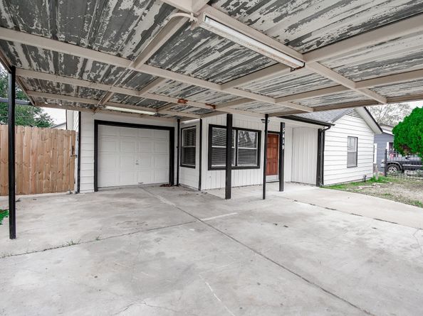 5419 Firefly Avenue, Houston TX 77017